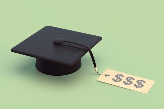 Consolidating Student Loans: Pros and Cons